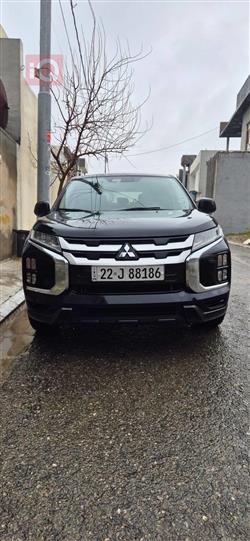 ميتسوبيشي أوتلاندر سبورت